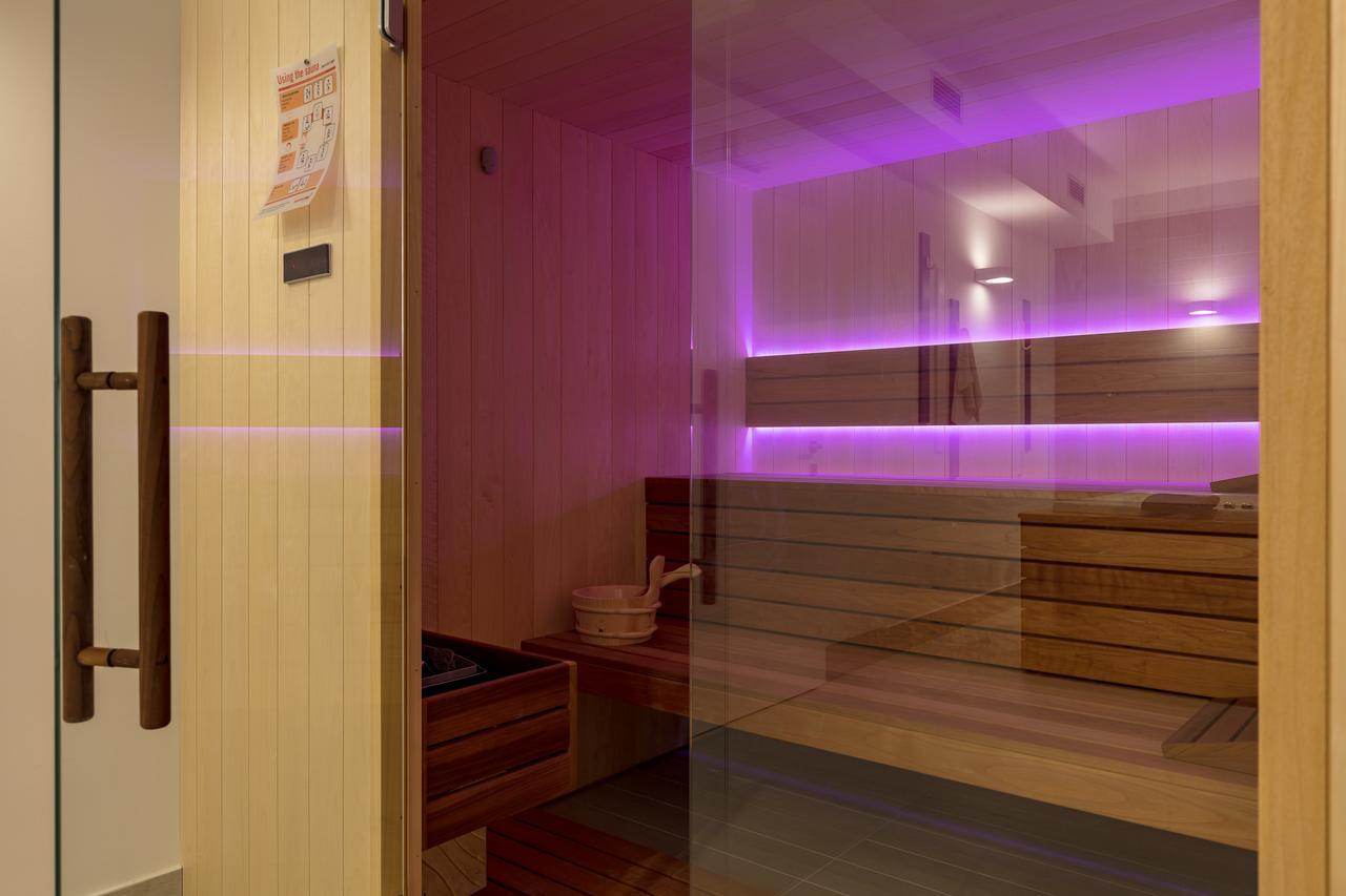 Luxury Karla Nocleg ze śniadaniem 4*