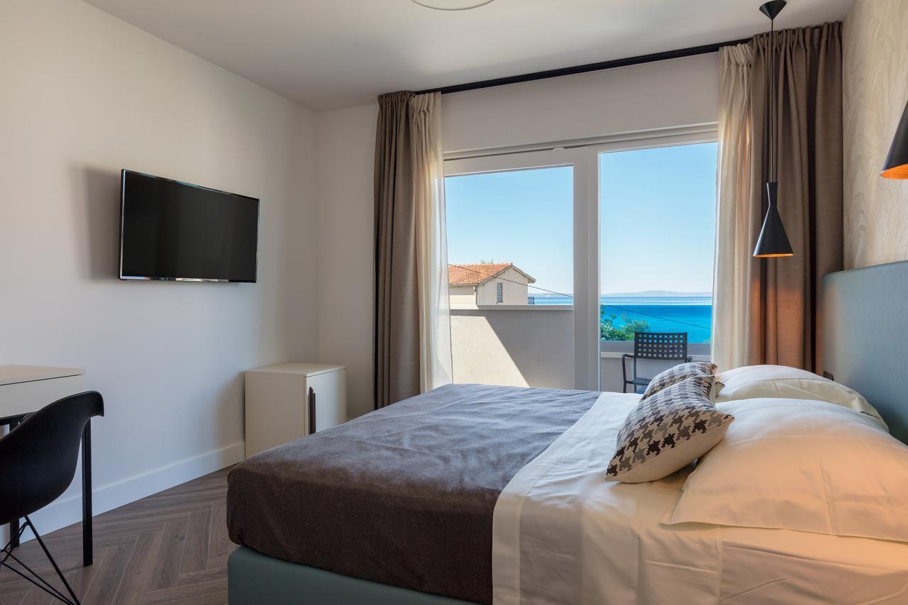 Luxury Karla 4* Podstrana