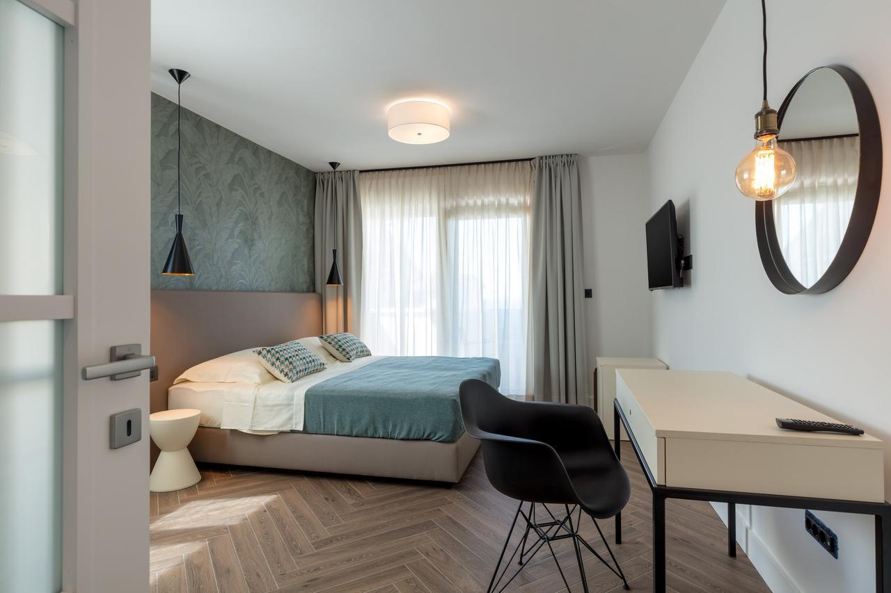 Luxury Karla 4* Podstrana
